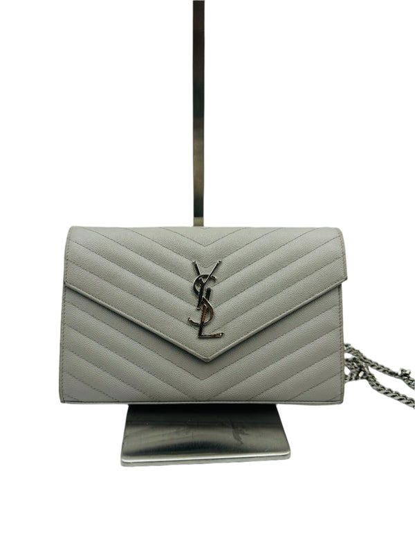 Saint Laurent  Grain De Poudre Matelasse Chevron Monogram Chain Wallet Light Grey