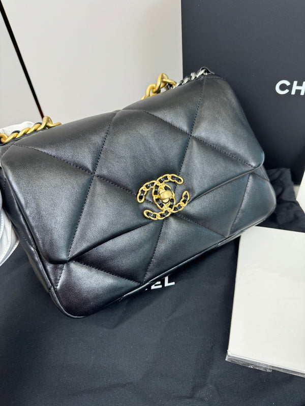 Chanel  Lambskin Quilted Medium Chanel 19 Flap Black