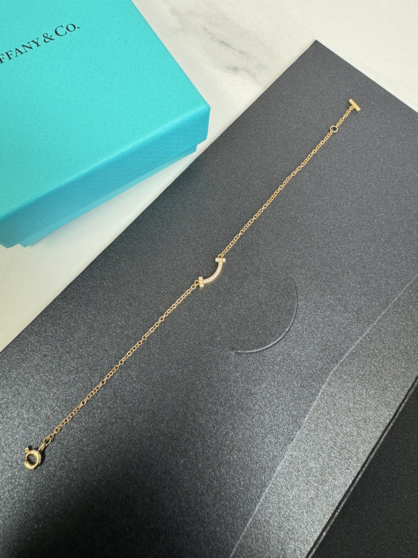 Tiffany & Co. Tiffany T Smile with diamond Mini Bracelet In Rose Gold 18K