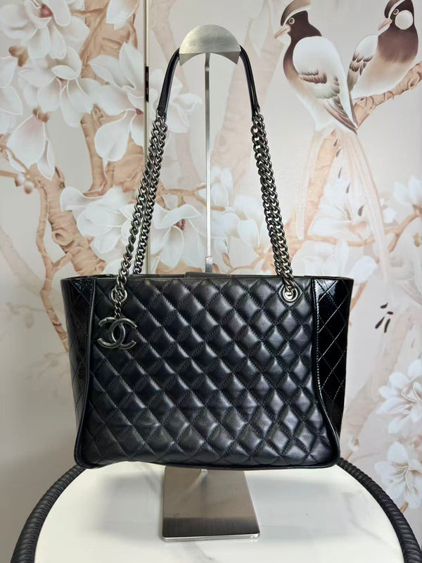 Chanel  Lambskin Quilted Shopping Tote Black