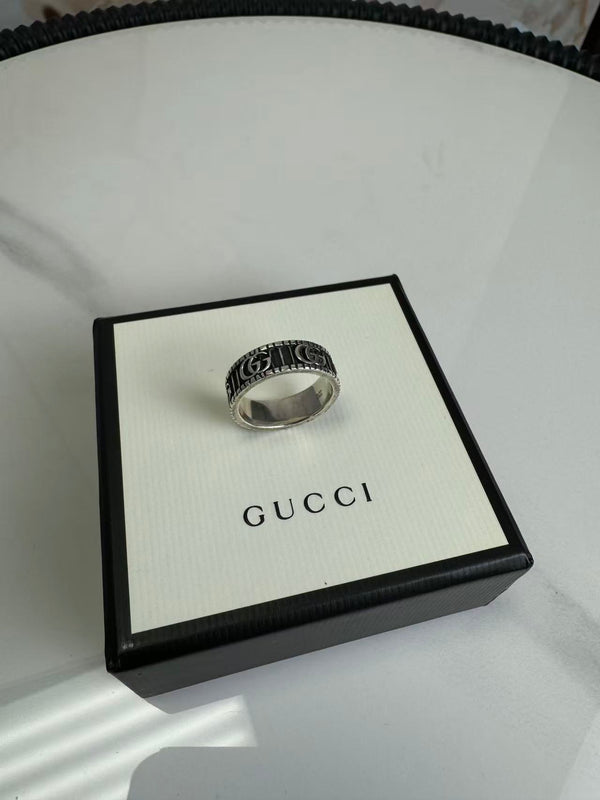 Gucci Marmont Silver GG Ring