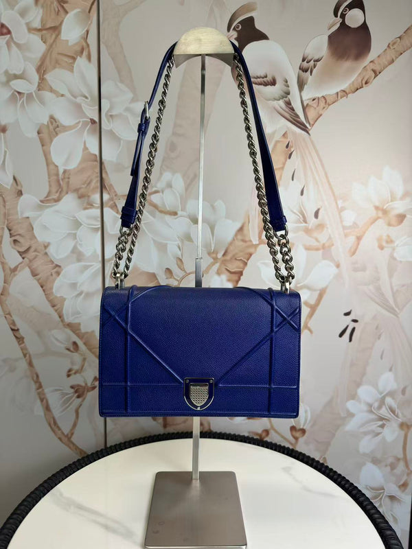 Christian Dior  Grained Calfskin Medium Diorama Flap Bag Blue